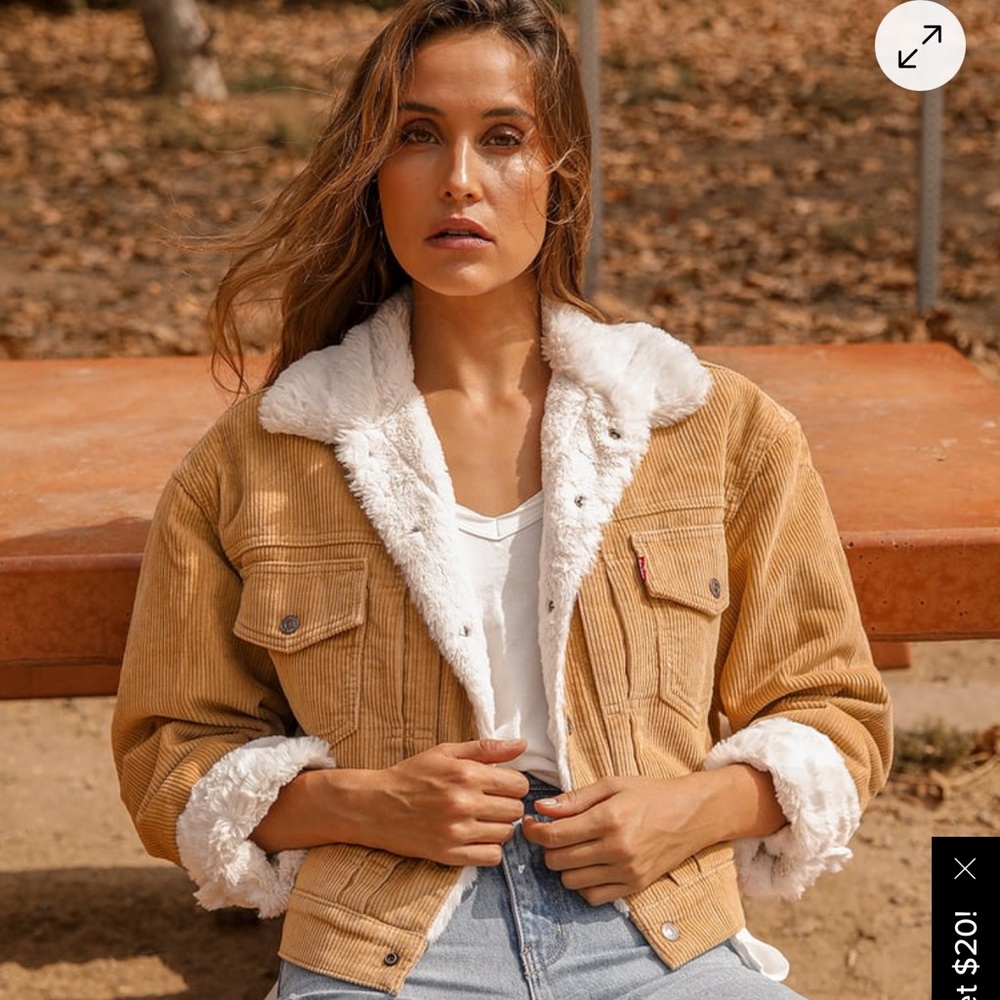 Levi’s New Heritage Tan Corduroy Faux Fur Trucker Jacket size XS. New never worn
